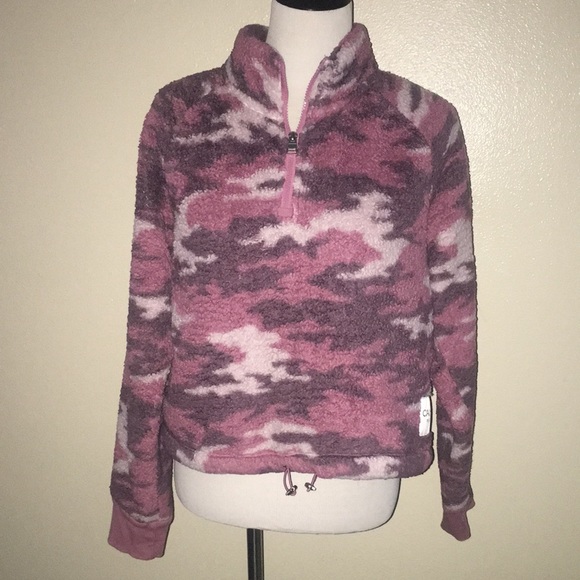 Calvin Klein pink camo half zip pullover - Picture 4 of 7